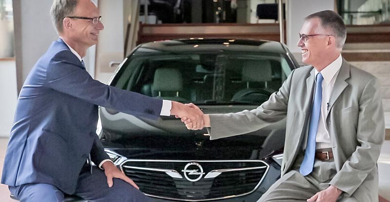 https://www.wandaloo.com/files/2017/08/OPEL-Groupe-PSA-2017-Carlos-Tavares-Michael-Lohscheller.jpg