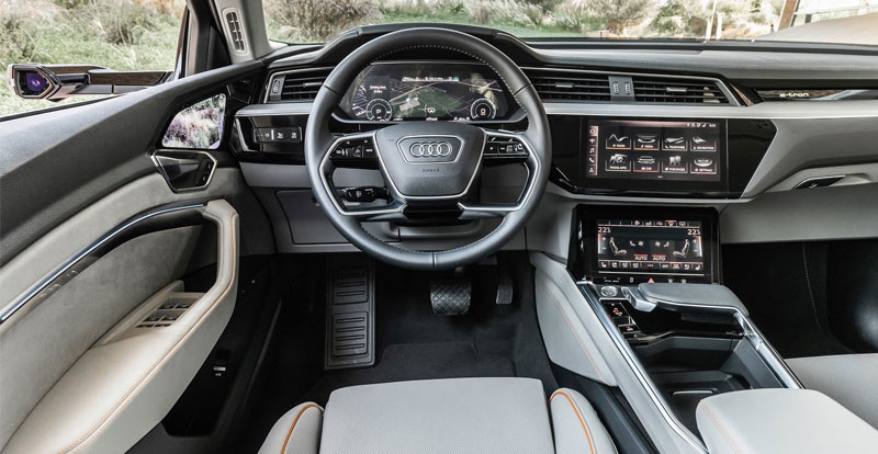 L'Audi e-tron insiste sur la digitalisation 