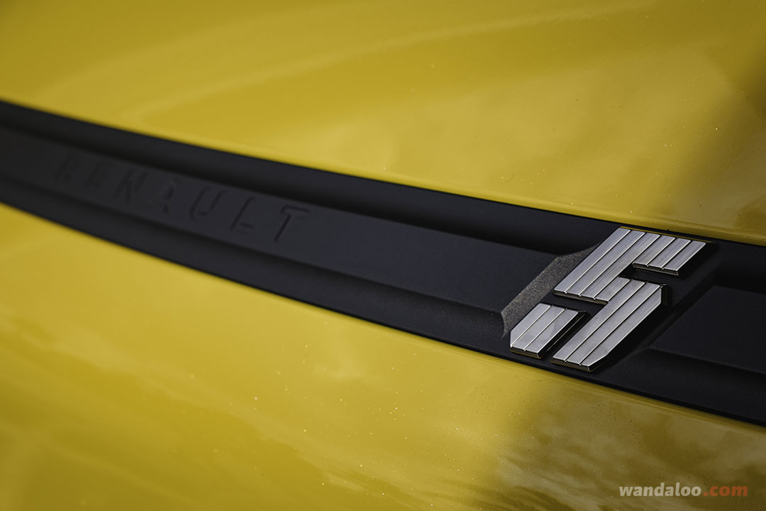 https://www.wandaloo.com/files/2025/11/RENAULT-5-E-Tech-2025-Neuve-Maroc-05.jpg