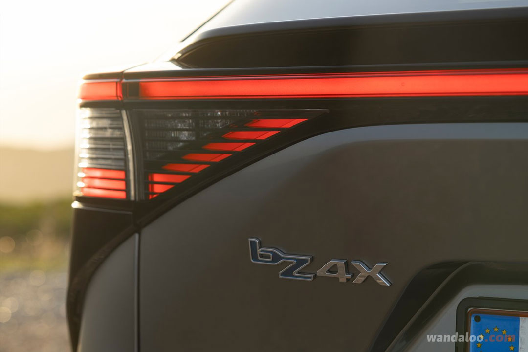 https://www.wandaloo.com/files/2026/04/TOYOTA-bZ4X-2026-Neuve-Maroc-12.jpg