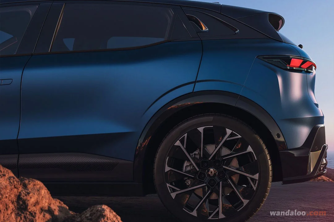 https://www.wandaloo.com/files/2026/06/Nouvelle-RENAULT-Megane-E-Tech-2027-facelift-Maroc-12.webp