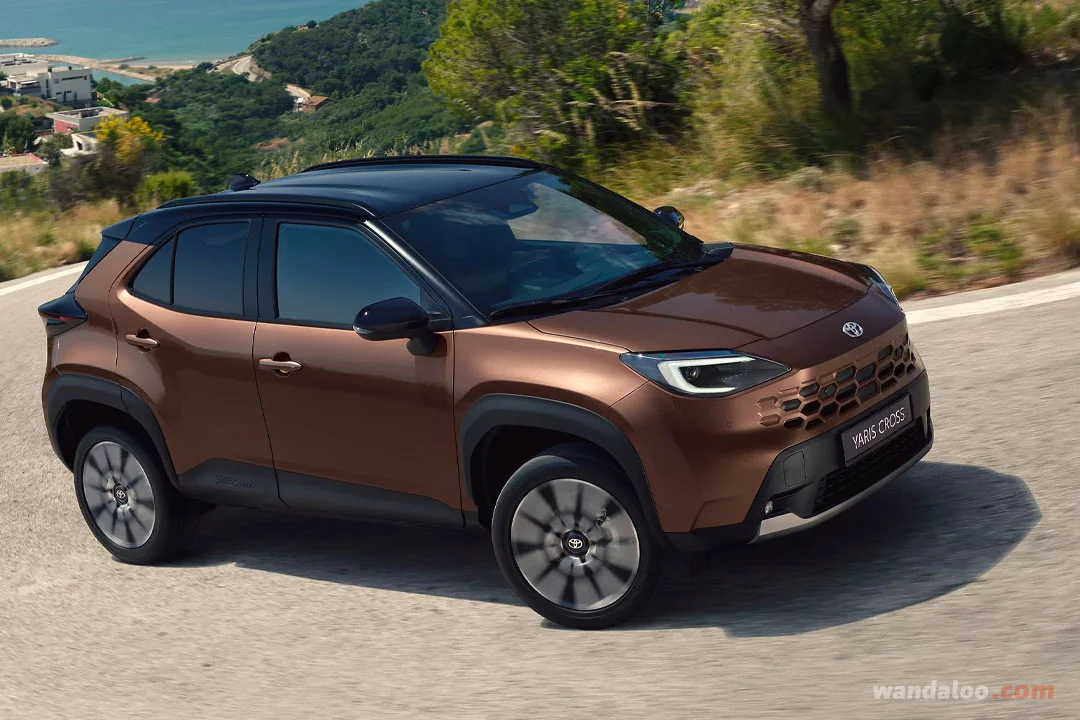 TOYOTA Yaris Cross facelift 2026