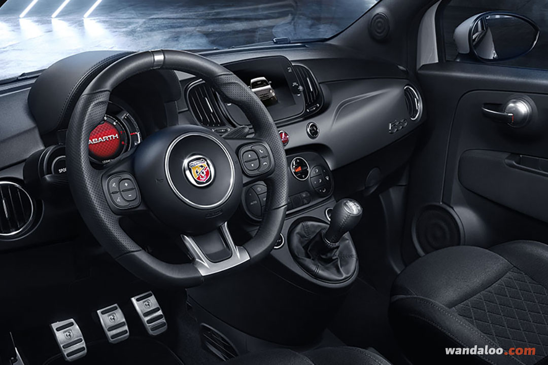 https://www.wandaloo.com/files/Voiture-Neuve/abarth/ABARTH-595-2023-Neuve-Maroc-08.jpg