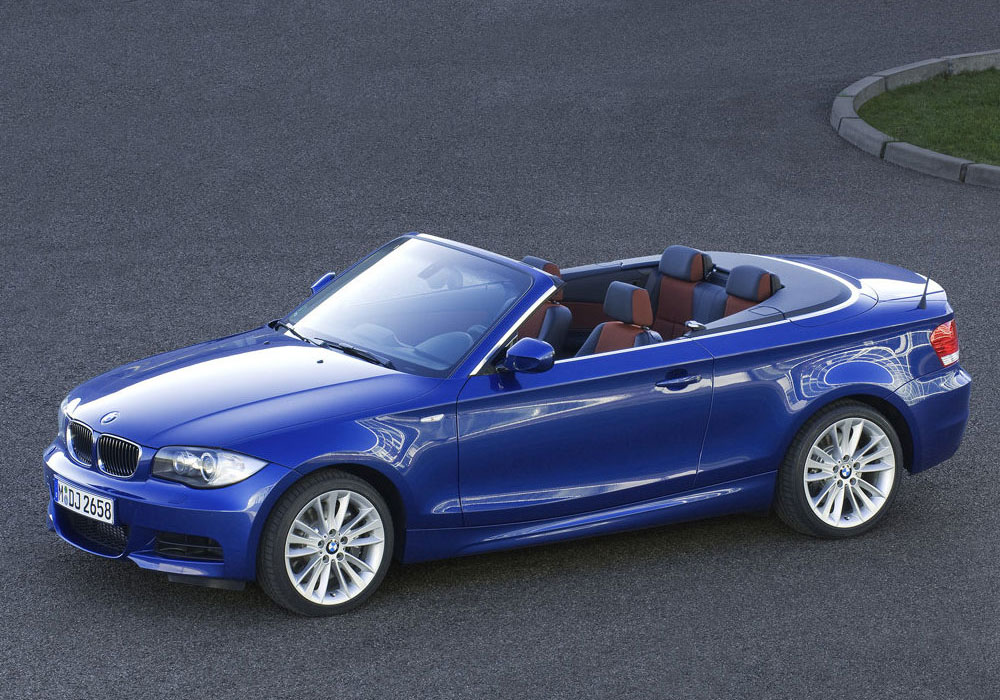 https://www.wandaloo.com/files/Voiture-Neuve/bmw/Serie-1-Cabriolet-01.jpg