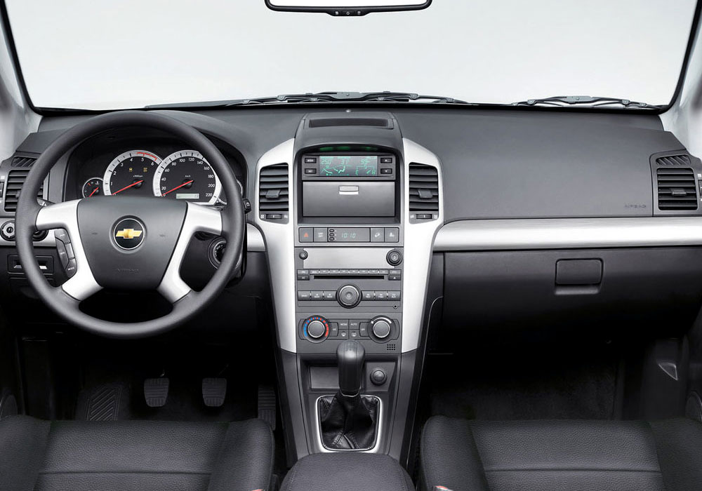 https://www.wandaloo.com/files/Voiture-Neuve/chevrolet/Captiva-03.jpg
