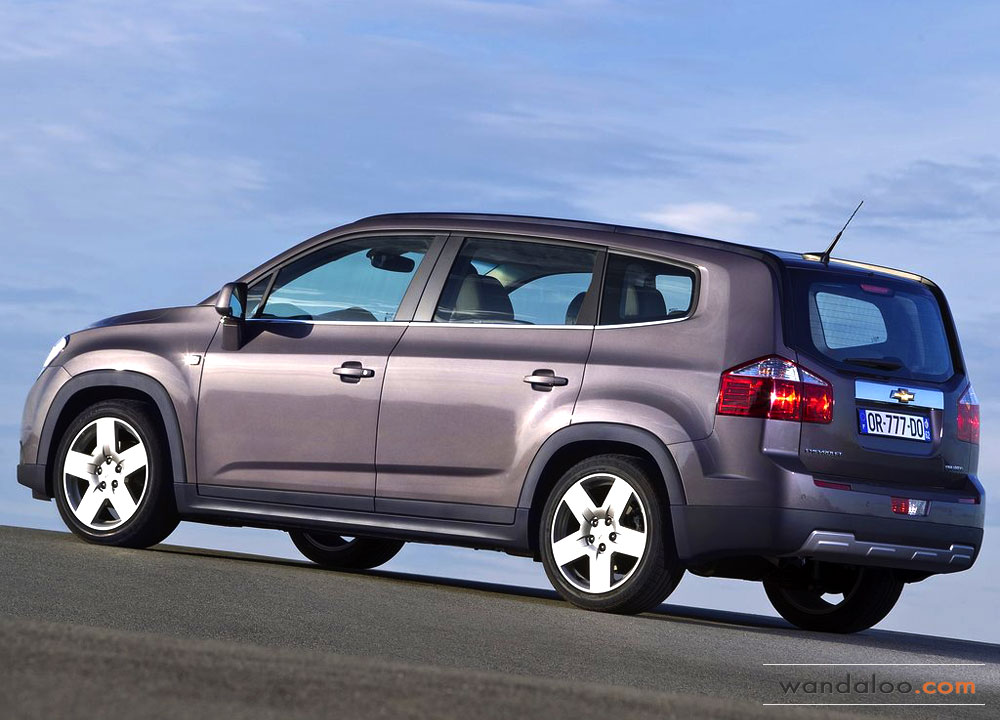 https://www.wandaloo.com/files/Voiture-Neuve/chevrolet/Chevrolet-Orlando-2012-04.jpg