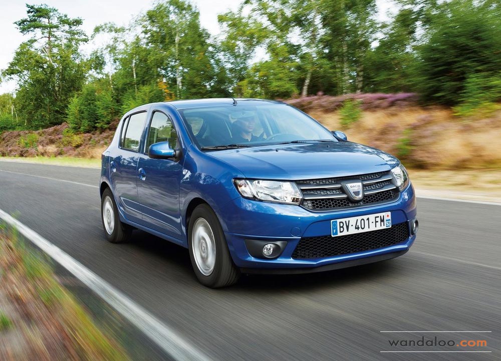 https://www.wandaloo.com/files/Voiture-Neuve/dacia/Dacia-Sandero-2-2013-Neuve-Maroc-01.jpg