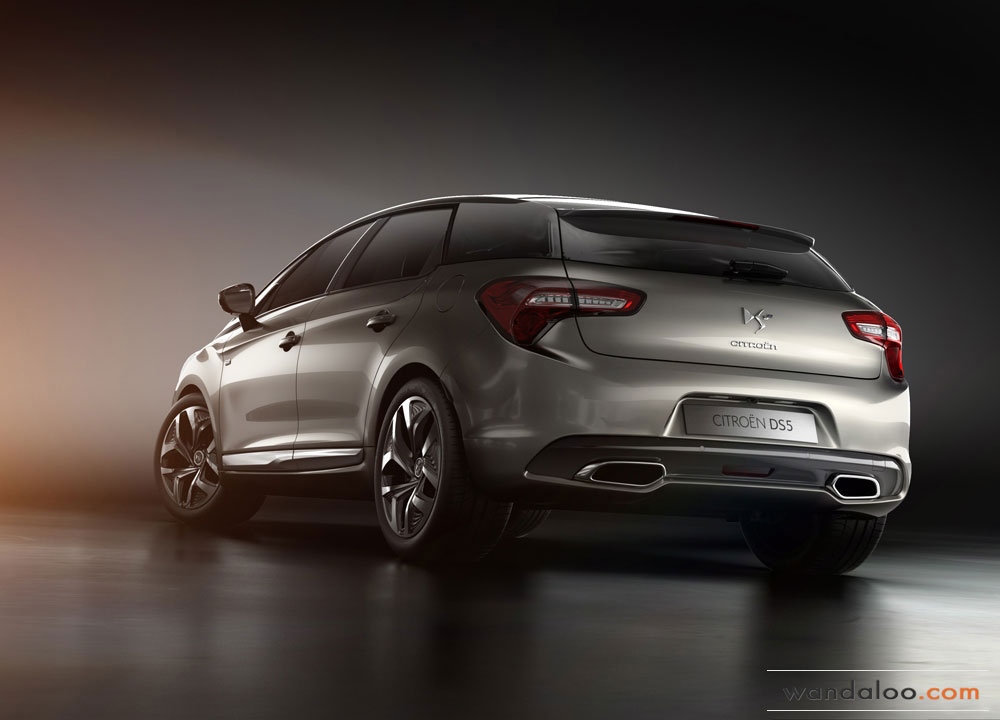 https://www.wandaloo.com/files/Voiture-Neuve/ds/Citroen-DS5-2012-04.jpg