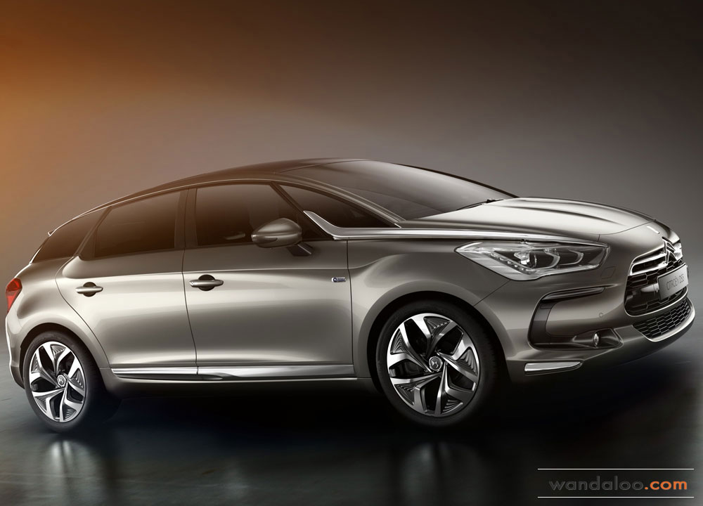 https://www.wandaloo.com/files/Voiture-Neuve/ds/Citroen-DS5-2012-05.jpg