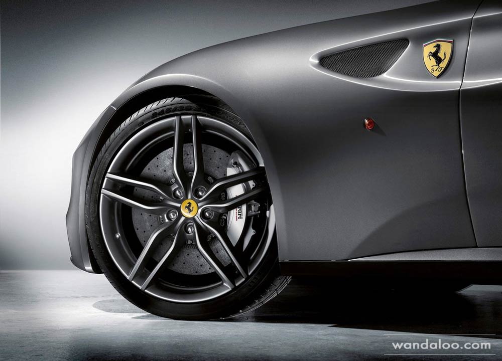 https://www.wandaloo.com/files/Voiture-Neuve/ferrari/Ferrari-FF-2014-Neuve-Maroc-01.jpg