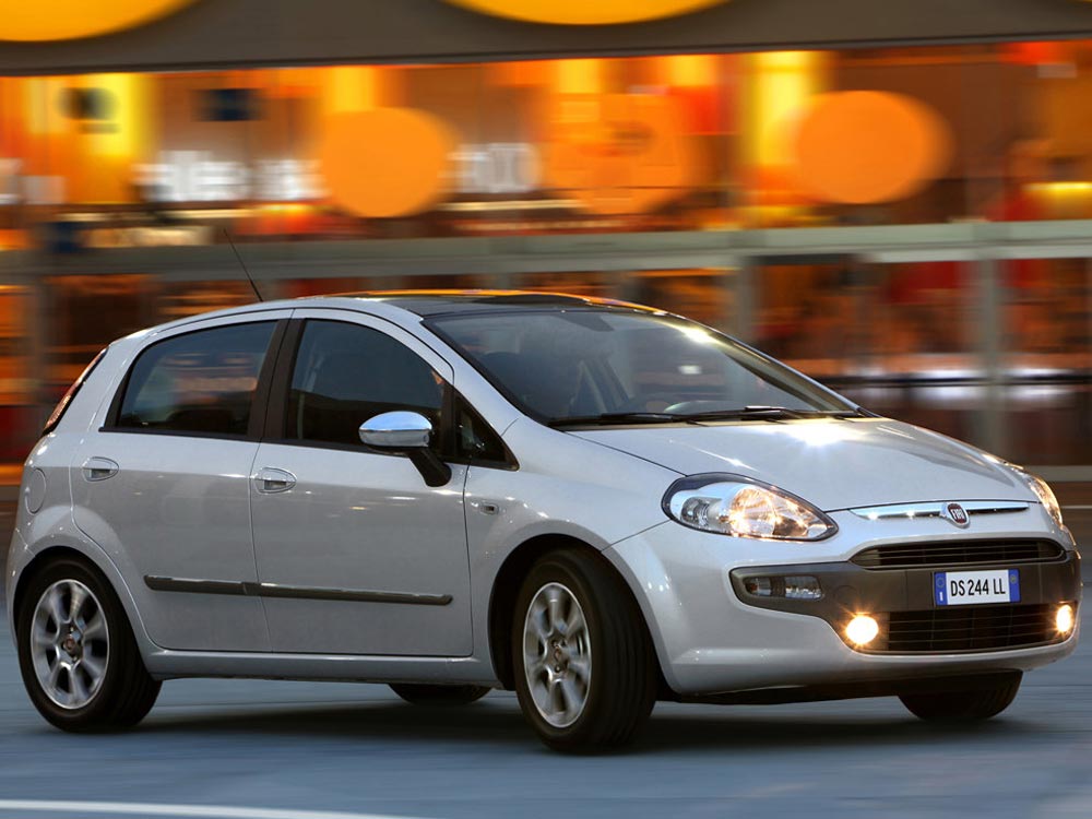 https://www.wandaloo.com/files/Voiture-Neuve/fiat/Punto-Evo-06.jpg