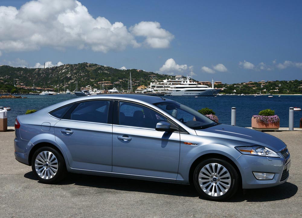 https://www.wandaloo.com/files/Voiture-Neuve/ford/Mondeo-03.jpg