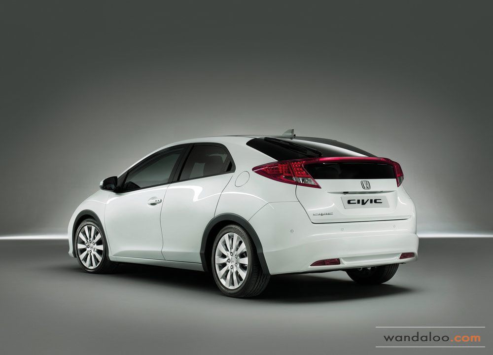 https://www.wandaloo.com/files/Voiture-Neuve/honda/Honda-Civic-2012-10.jpg