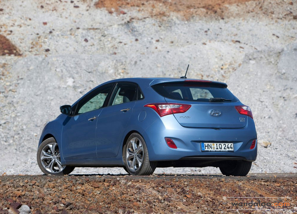 https://www.wandaloo.com/files/Voiture-Neuve/hyundai/Hyundai-i30-2012-04.jpg