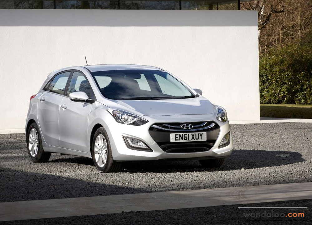 https://www.wandaloo.com/files/Voiture-Neuve/hyundai/Hyundai-i30-2012-06.jpg