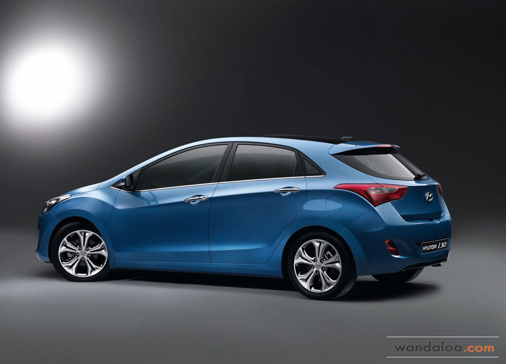 https://www.wandaloo.com/files/Voiture-Neuve/hyundai/Hyundai-i30-2012-10.jpg