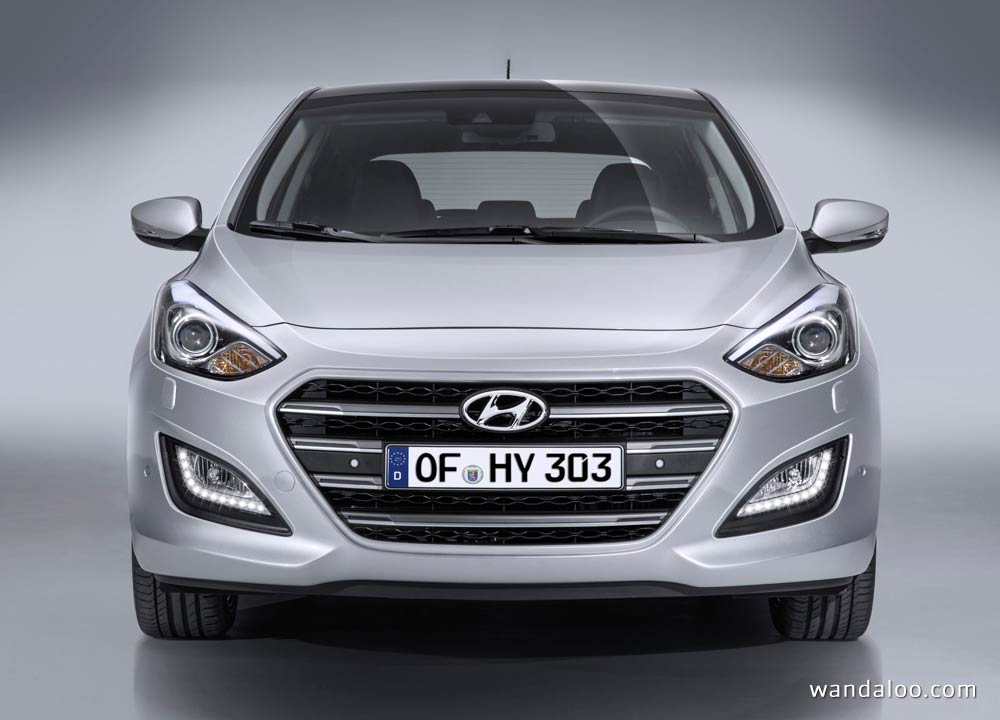 https://www.wandaloo.com/files/Voiture-Neuve/hyundai/Hyundai-i30-2015-facelift-neuve-Maroc-04.jpg