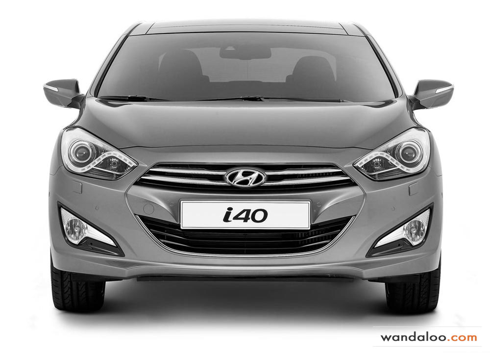 https://www.wandaloo.com/files/Voiture-Neuve/hyundai/Hyundai-i40-2012-07.jpg