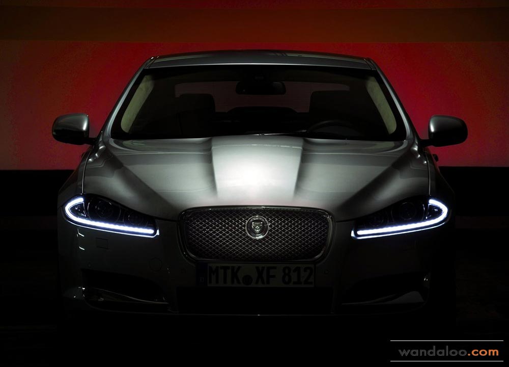 https://www.wandaloo.com/files/Voiture-Neuve/jaguar/Jaguar-XF-2012-Neuve-Maroc-06.jpg