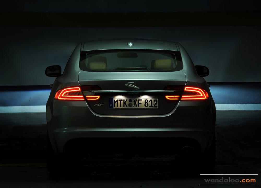 https://www.wandaloo.com/files/Voiture-Neuve/jaguar/Jaguar-XF-2012-Neuve-Maroc-07.jpg