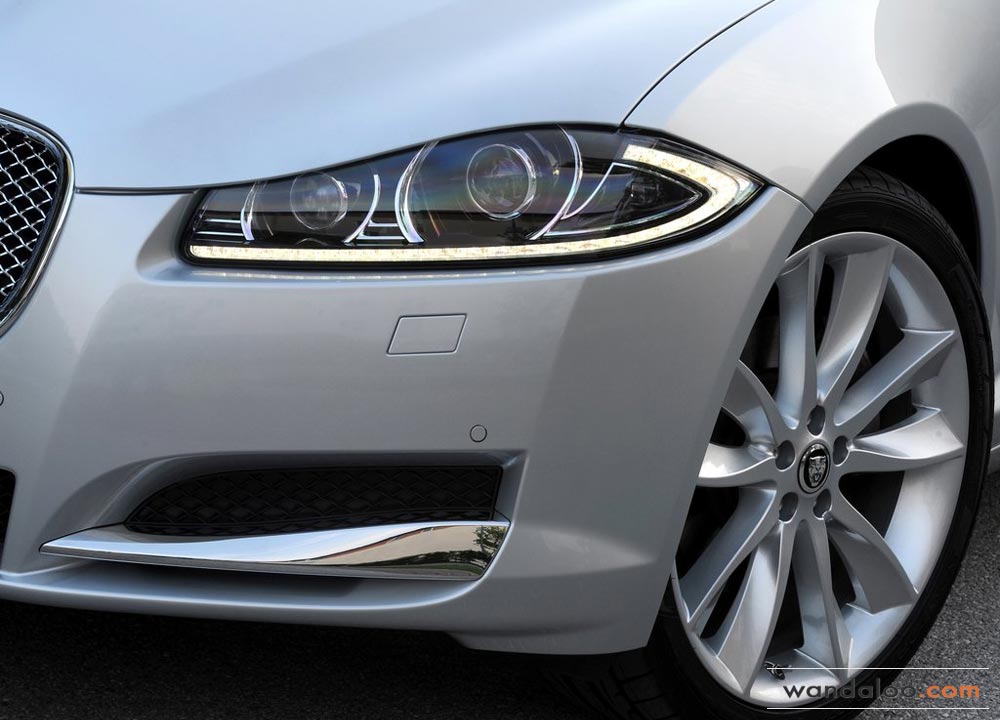 https://www.wandaloo.com/files/Voiture-Neuve/jaguar/Jaguar-XF-2012-Neuve-Maroc-09.jpg