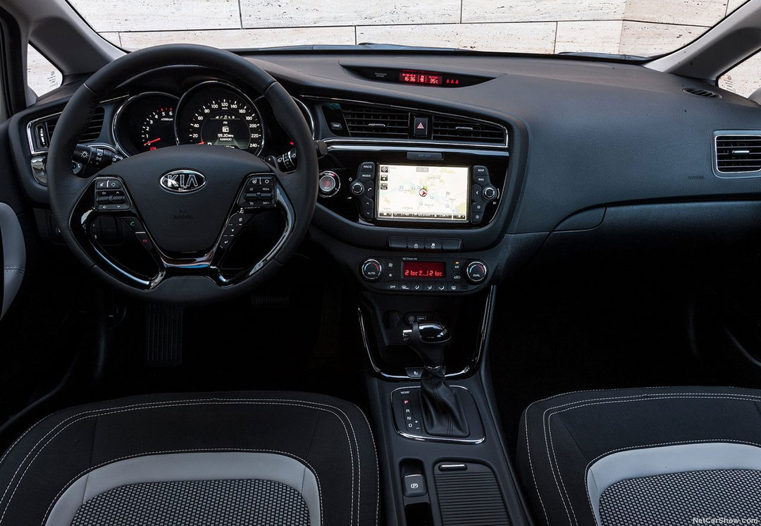 https://www.wandaloo.com/files/Voiture-Neuve/kia/Kia-Ceed-2016-neuve-Maroc-17.jpg