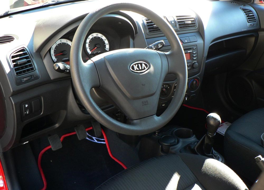 https://www.wandaloo.com/files/Voiture-Neuve/kia/Picanto-05.jpg