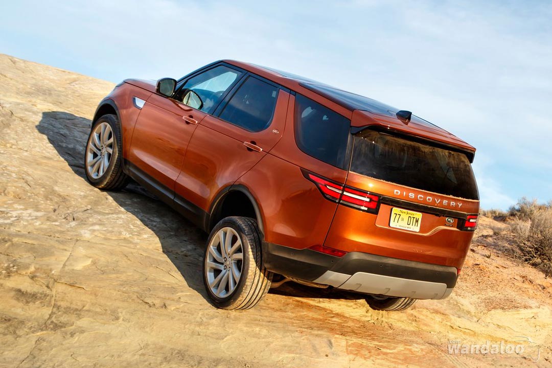 https://www.wandaloo.com/files/Voiture-Neuve/land-rover/Land-Rover-Discovery-2017-neuve-Maroc-06.jpg