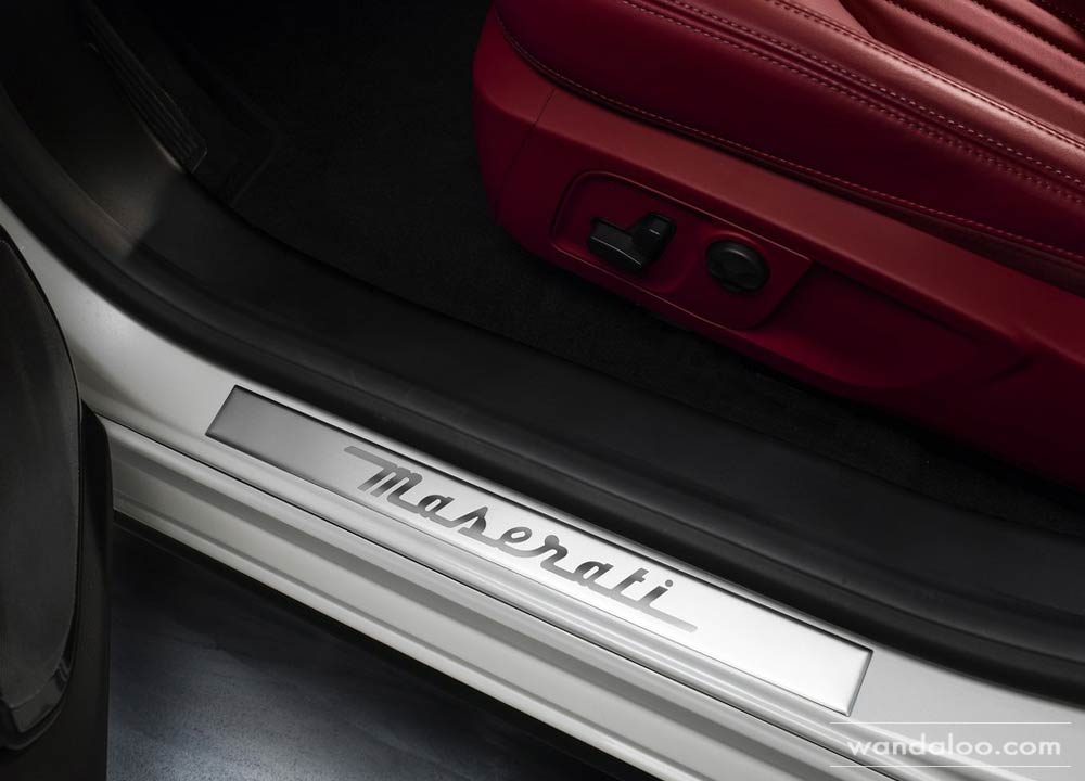 https://www.wandaloo.com/files/Voiture-Neuve/maserati/Maserati-Ghibli-neuve-Maroc-07.jpg