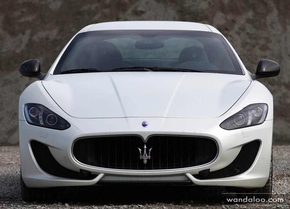 https://www.wandaloo.com/files/Voiture-Neuve/maserati/Maserati-GranTurisme-neuve-Maroc-06.jpg