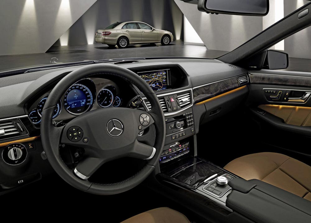 https://www.wandaloo.com/files/Voiture-Neuve/mercedes/Classe-E-05.jpg