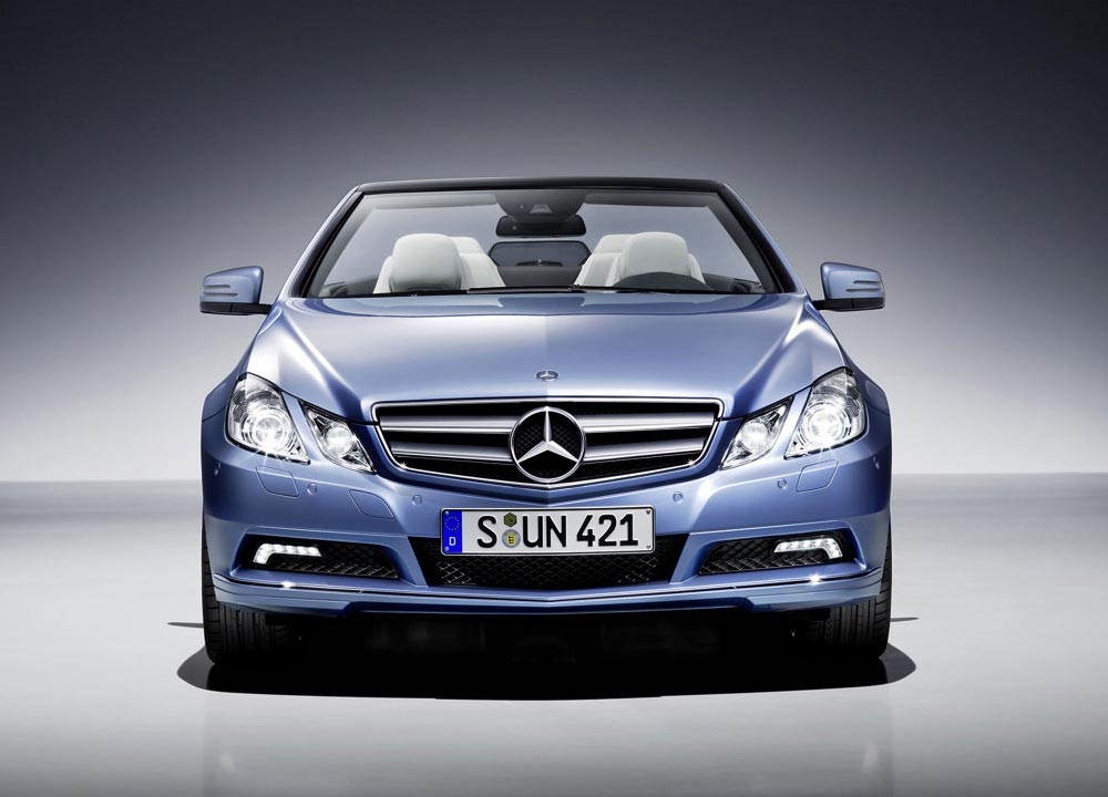 https://www.wandaloo.com/files/Voiture-Neuve/mercedes/Classe-E-Cabriolet-01.jpg