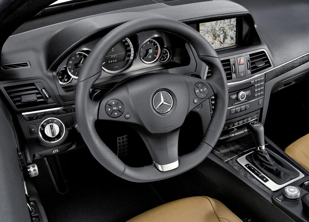 https://www.wandaloo.com/files/Voiture-Neuve/mercedes/Classe-E-Cabriolet-14.jpg