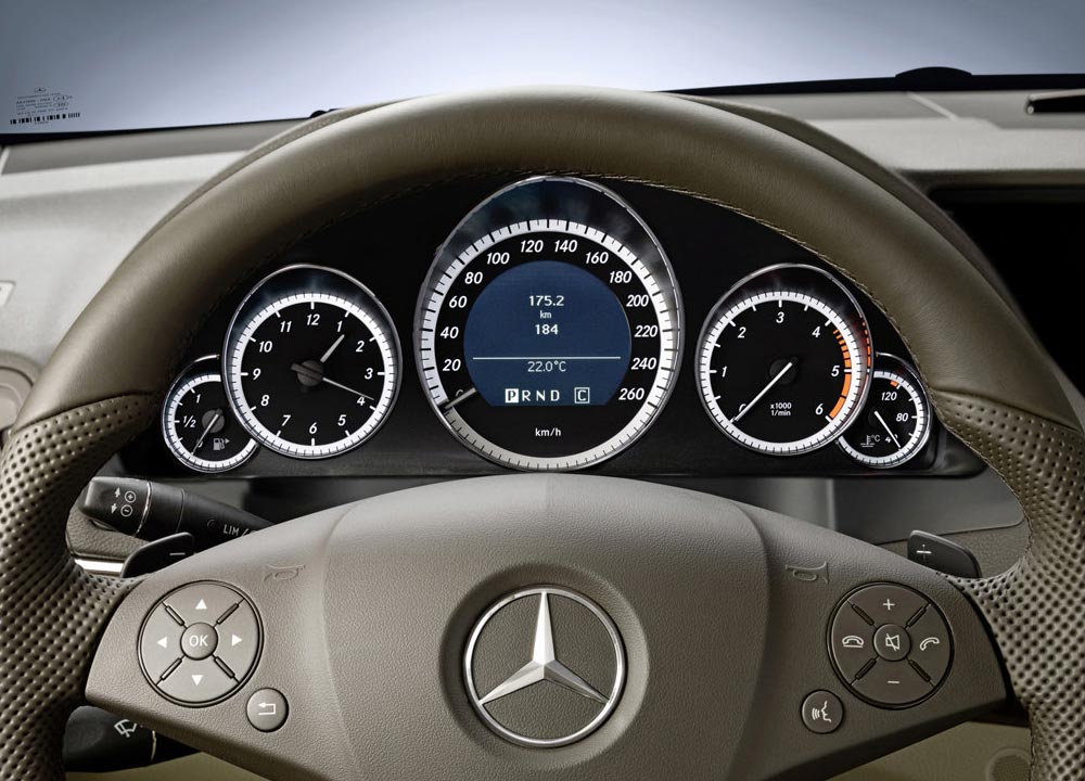 https://www.wandaloo.com/files/Voiture-Neuve/mercedes/Classe-E-Coupe-11.jpg