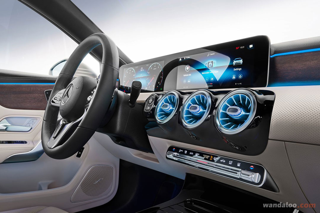 https://www.wandaloo.com/files/Voiture-Neuve/mercedes/MERCEDES-Classe-A-Berline-Neuve-Maroc-03.jpg