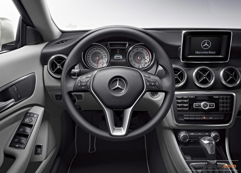 https://www.wandaloo.com/files/Voiture-Neuve/mercedes/Mercedes-CLA-Neuve-Maroc-08.jpg