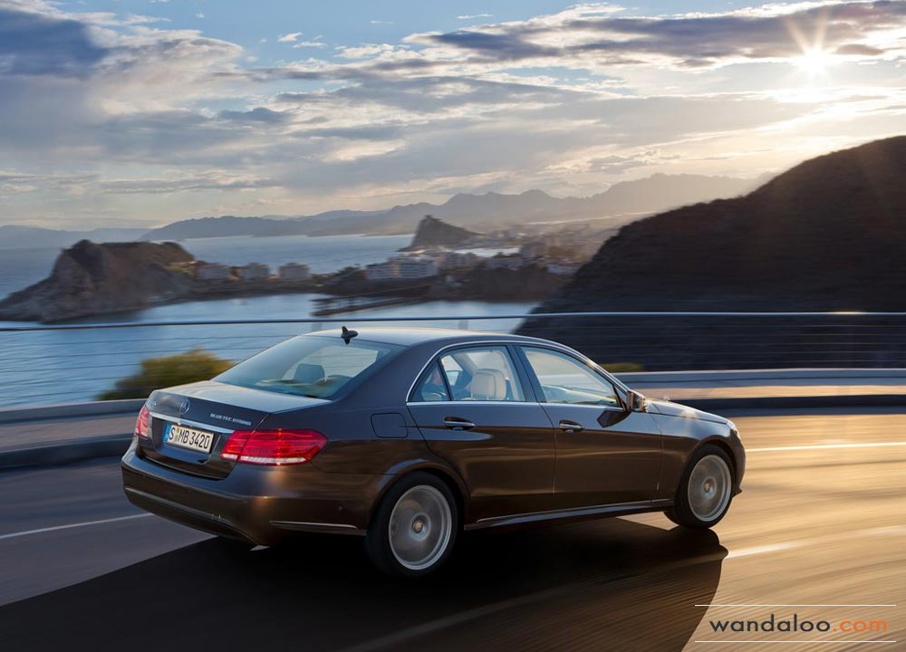 Mercedes-Classe-E-2014-Neuve-Maroc-20.jpg