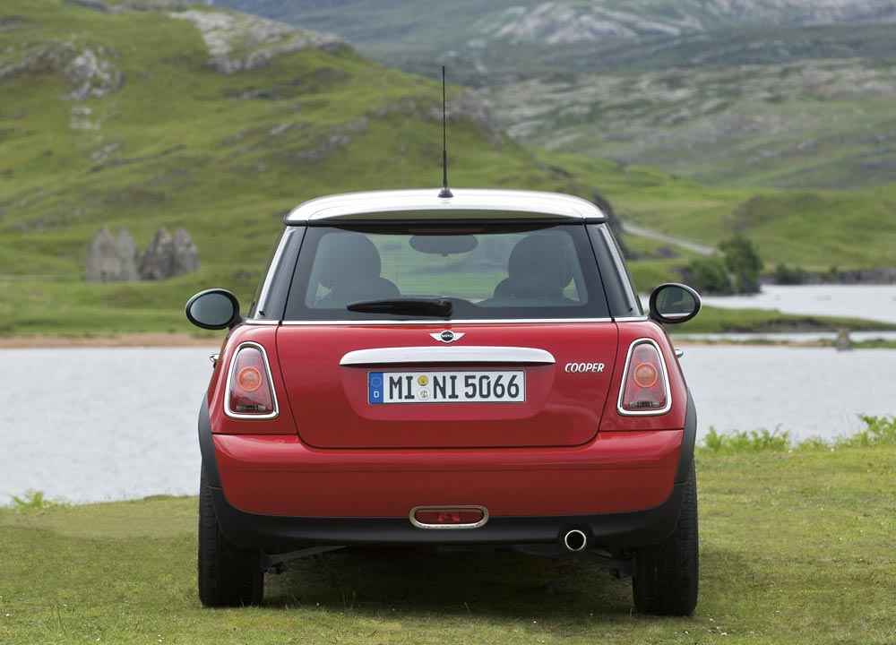 https://www.wandaloo.com/files/Voiture-Neuve/mini/Cooper-11.jpg