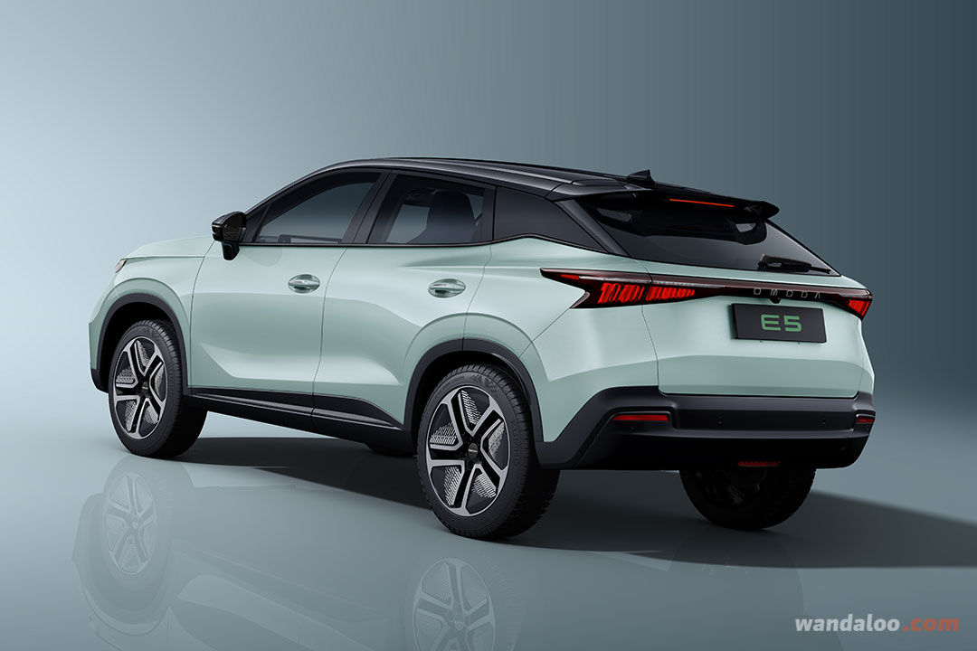 https://www.wandaloo.com/files/Voiture-Neuve/omoda/OMODA-E5-2025-Neuve-Maroc-03.jpg