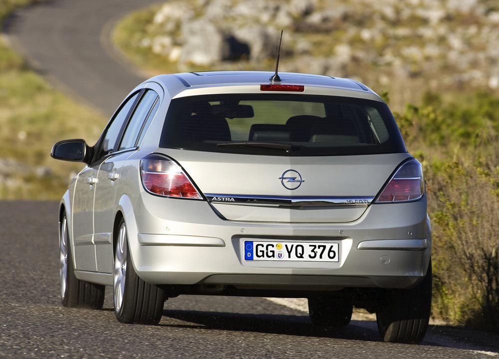 https://www.wandaloo.com/files/Voiture-Neuve/opel/Astra-23.jpg