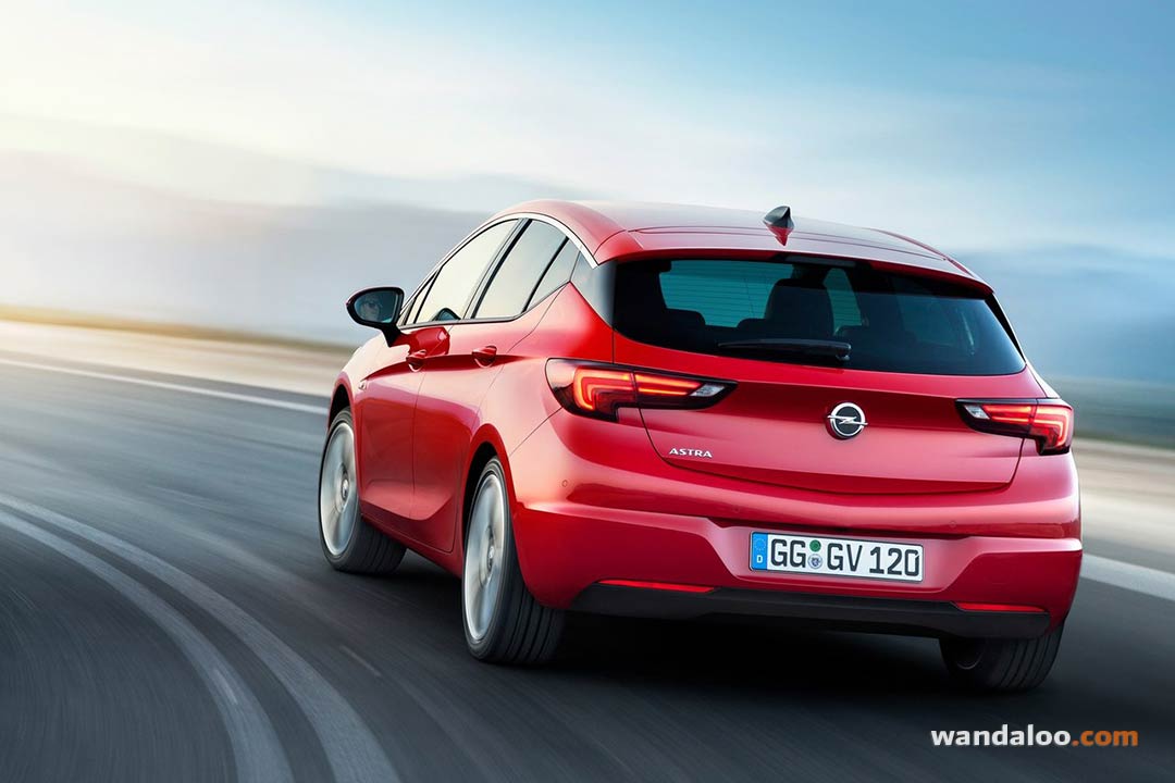 https://www.wandaloo.com/files/Voiture-Neuve/opel/Opel-Astra-2016-neuve-Maroc-10.jpg