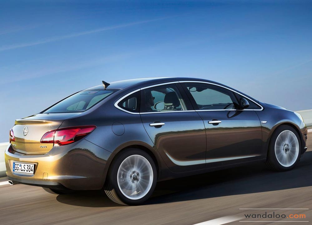 https://www.wandaloo.com/files/Voiture-Neuve/opel/Opel-Astra-Berline-4-portes-2013-Neuve-Maroc-02.jpg