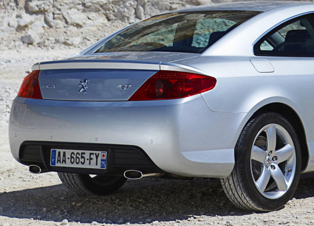 https://www.wandaloo.com/files/Voiture-Neuve/peugeot/407-Coupe-05.jpg