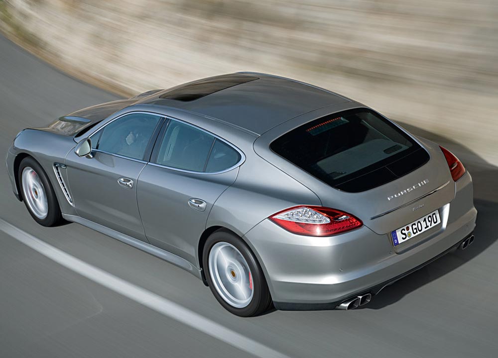 https://www.wandaloo.com/files/Voiture-Neuve/porsche/Panamera-03.jpg