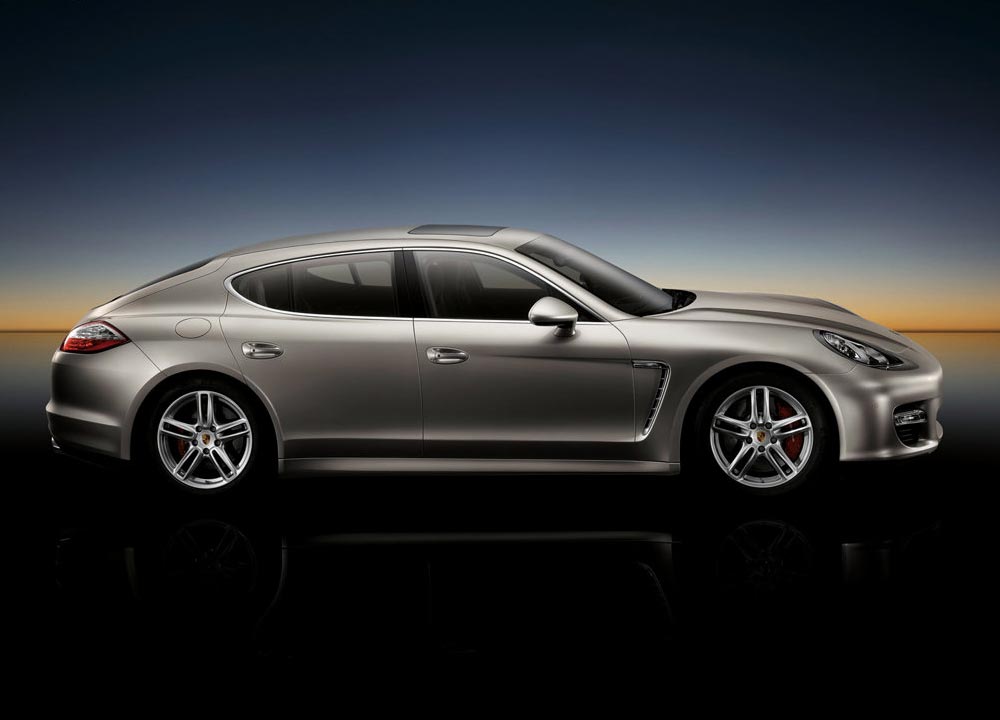 https://www.wandaloo.com/files/Voiture-Neuve/porsche/Panamera-11.jpg