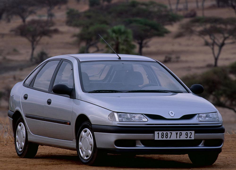 https://www.wandaloo.com/files/Voiture-Neuve/renault/Laguna-14.jpg