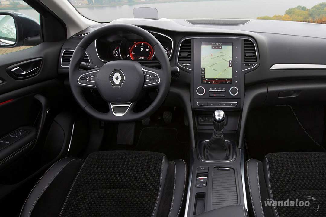 https://www.wandaloo.com/files/Voiture-Neuve/renault/Renault-MEGANE-Sedan-2016-neuve-Maroc-06.jpg