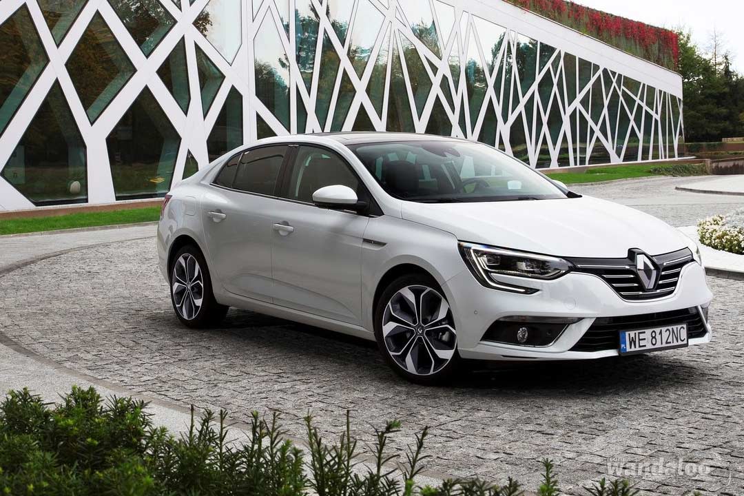 https://www.wandaloo.com/files/Voiture-Neuve/renault/Renault-MEGANE-Sedan-2016-neuve-Maroc-23.jpg