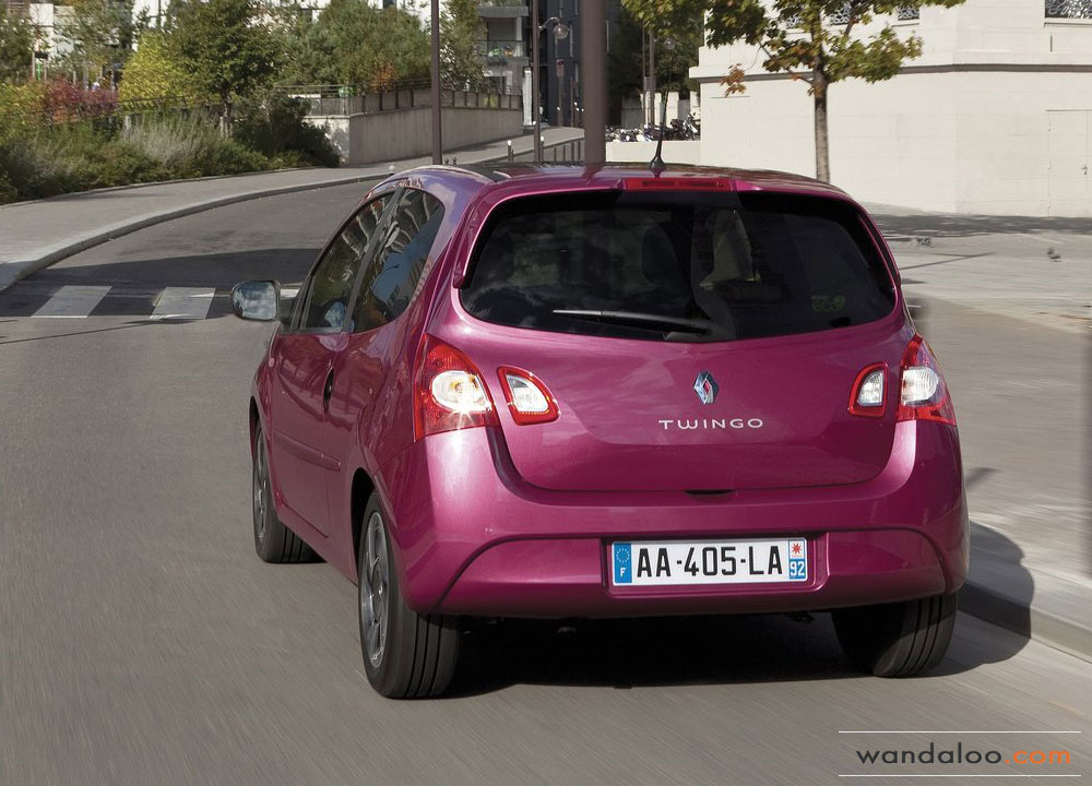 https://www.wandaloo.com/files/Voiture-Neuve/renault/Renault-Twingo-2012-02.jpg