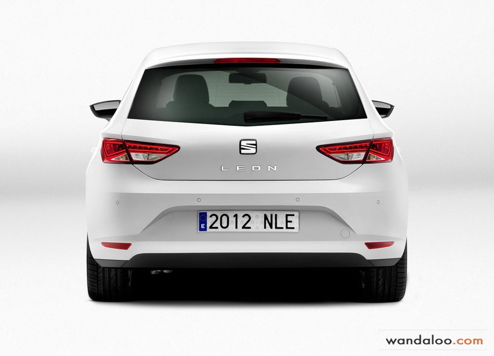 https://www.wandaloo.com/files/Voiture-Neuve/seat/Seat-Leon-2013Neuve-Maroc-03.jpg